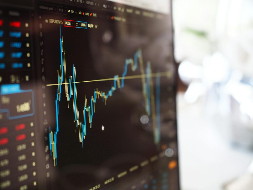 How does leverage work in forex? Risks and rewards
